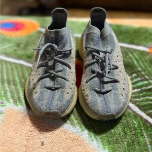 Adidas Yeezy Boost 380